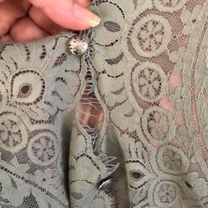 Stunning mint lace dress 👗